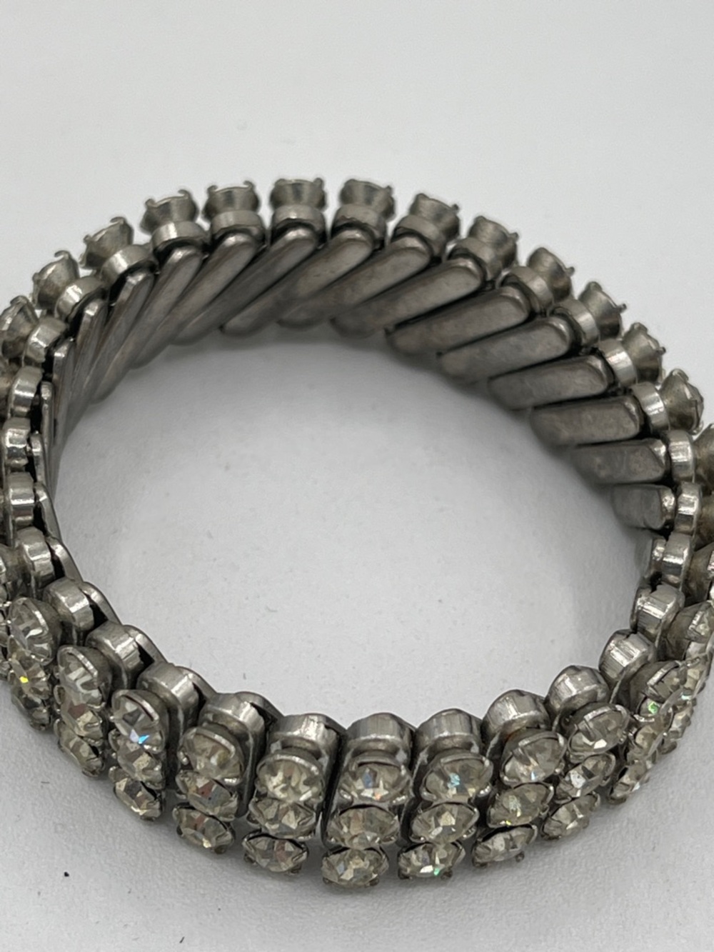 4.21.26-30 Vintage Accordion Silver Clear Rhinestones Bracelet - Picture 9 of 13